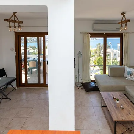 Triplex With An Amazing View غوندوغان